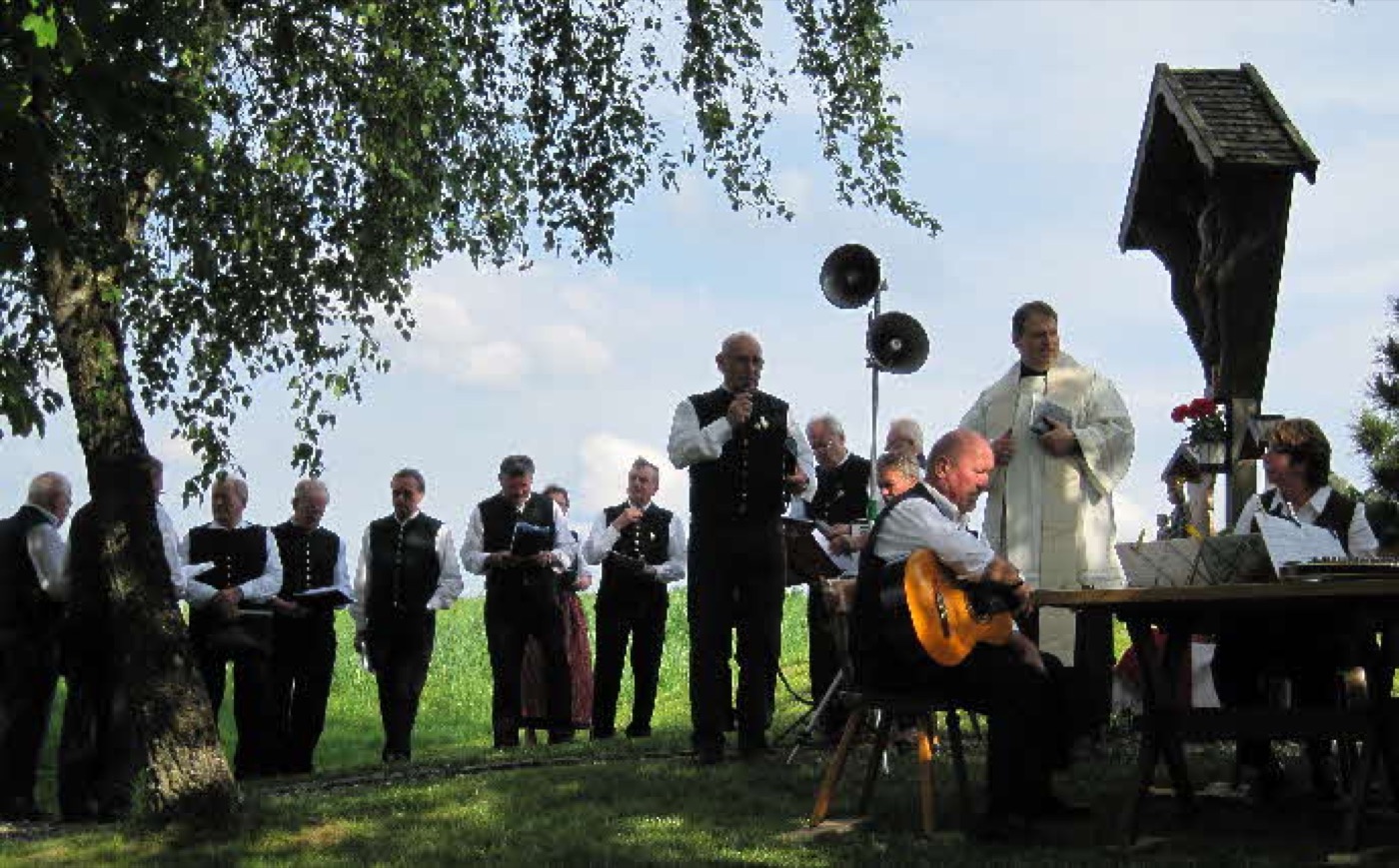 Maiandacht am Hüttenkreuz